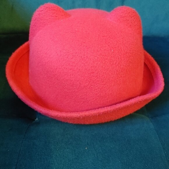 Red hat for girls New - Picture 2 of 3